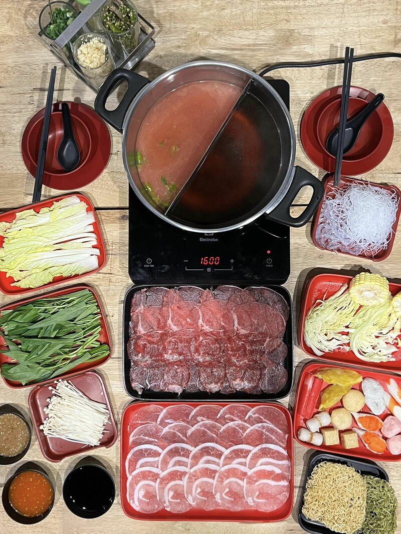 บุฟเฟ่ต์ชาบู งบไม่เกิน 250 บาท!!! ราคานี้รวมเครื่องดื่มแล้ว : พิกัดทั่วกรุงเทพฯ