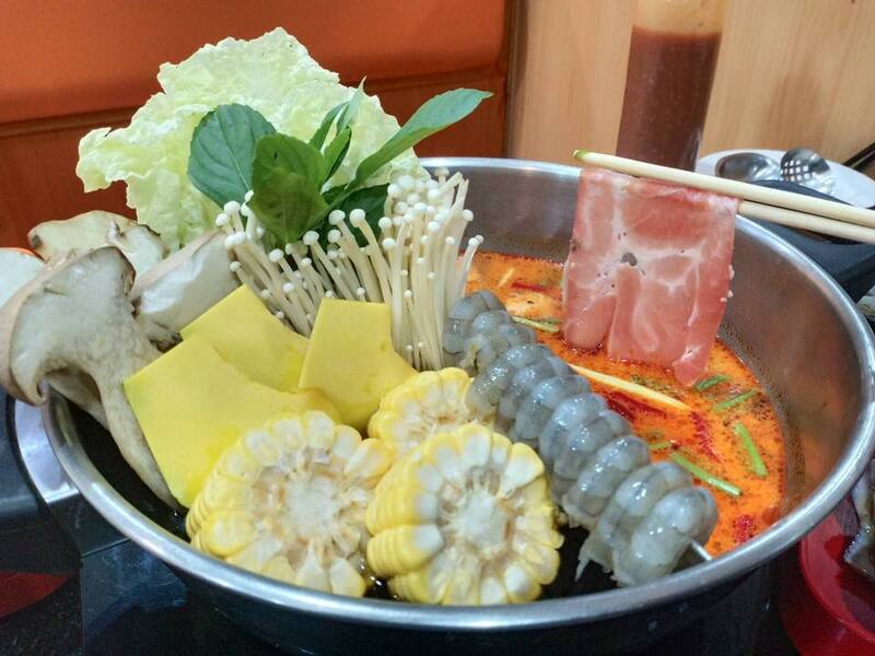 บุฟเฟ่ต์ชาบู งบไม่เกิน 250 บาท!!! ราคานี้รวมเครื่องดื่มแล้ว : พิกัดทั่วกรุงเทพฯ