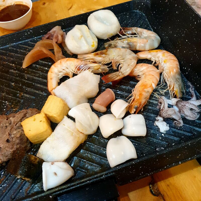 บุฟเฟ่ต์ชาบู งบไม่เกิน 250 บาท!!! ราคานี้รวมเครื่องดื่มแล้ว : พิกัดทั่วกรุงเทพฯ