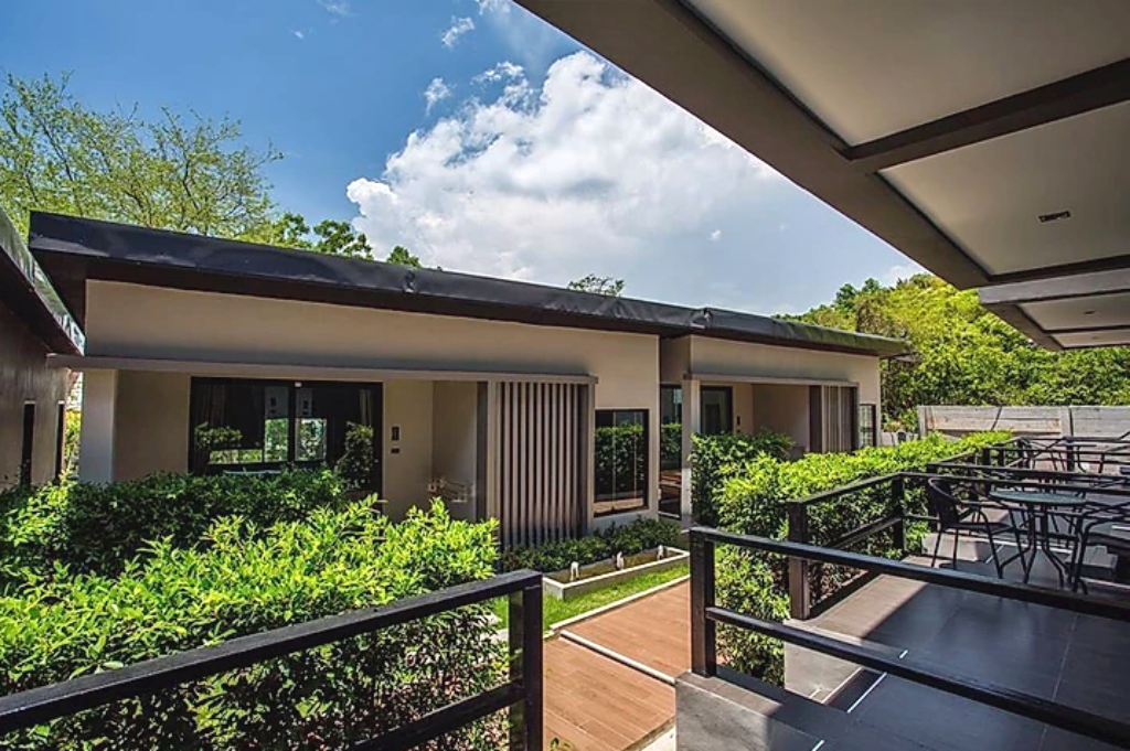 chill days, dharakiri, happy mind koh larn, koh larn villa resort, lareena resort koh larn, myth kohlarn, nomad resort, pause resort & bar, phan loft koh larn, radda sea house, sealey resort, suntosa resort, sweet box, sweet box bed and breakfast, sweet box เกาะล้าน, tawaen beach resort, tcvilla on beach, thandara kohlarn, the rest hotel, xanadu beach resort, กรีน ซีซั่น เกาะล้าน, กรีน ซีซั่น เฮาส์, ซันโตซา รีสอร์ท, ซานาดู บีช รีสอร์ท, ซานาดู บีช รีสอร์ท เกาะล้าน, ซีเล รีสอร์ท, ซีเลย์ รีสอร์ท, ดาราคีรี, ตาแหวน บีช รีสอร์ท, ทีซี วิลลา ออน บีช, ที่พักเกาะล้าน, ที่พักเกาะล้าน 2024, ที่พักเกาะล้าน 2567, ที่พักเกาะล้าน ติดทะเล, ที่พักเกาะล้าน ติดทะเล 2024, ที่พักเกาะล้าน ติดหาด, ที่พักเกาะล้าน แนะนำ, ที่พักเกาะล้านติดทะเล, ที่พักเกาะล้านติดทะเล 2567, ธันดารา, ธันดารา เกาะล้าน, บ้านริมน้ำ เกาะล้าน, พอส รีสอร์ท, พันลอฟท์ เกาะล้าน, ราชาวดี เกาะล้าน โซนมูนไลท์, ลารีน่า รีสอร์ท เกาะล้าน, วางเวลา, หาดตาแหวน, เกาะล้าน 2024, เกาะล้าน วิลลา รีสอร์ท, เช็คอิน รีสอร์ท เกาะล้าน, แฮปปี้ มายด์ เกาะล้าน, โนแมด รีสอร์ท, โนแมด รีสอร์ท เกาะล้าน, โรงแรมเดอะ เรสท์, top 30+ ที่พักเกาะล้าน [กรกฎาคม 2024] ติดทะเล พักผ่อนสุดชิลล์ ใกล้กรุงเทพฯ