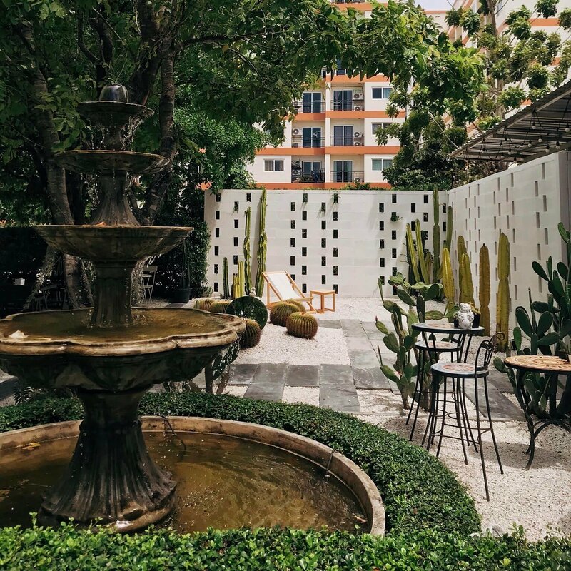 breeze box cafe x cactus พักผ่อนใจกับคาเฟ่ ที่มีมุมถ่ายรูปสุดชิลในพัทยา