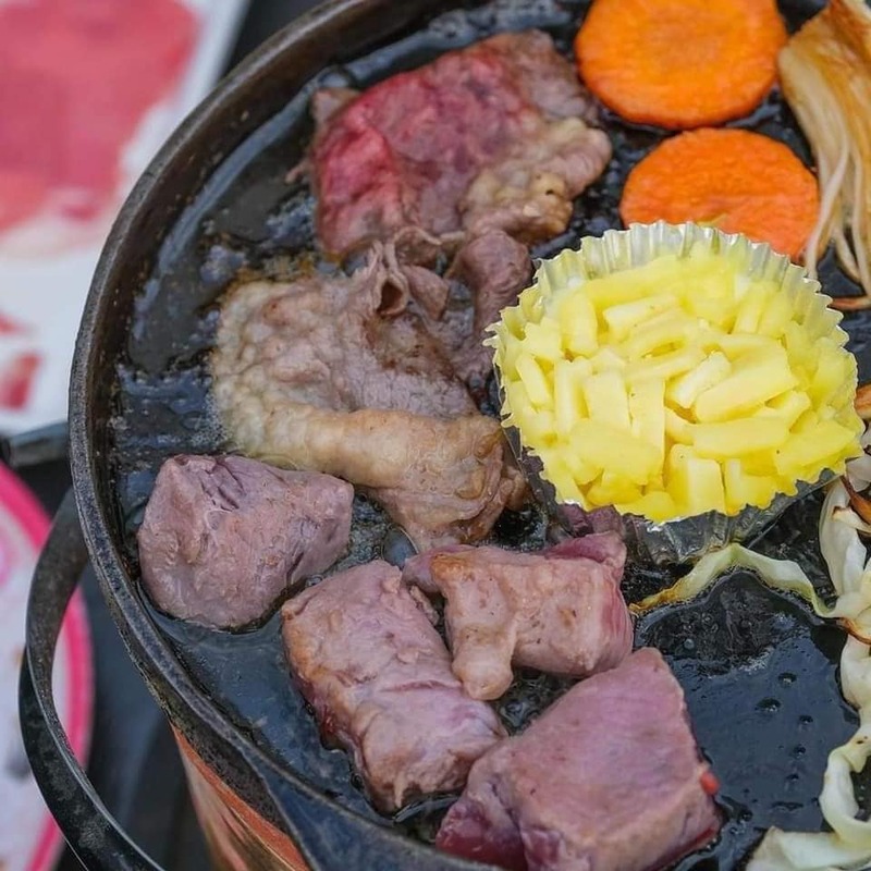 รวมร้านปิ้งย่างระยอง : 8 ร้านปิ้งย่างเจ้าเด็ดระยอง มีให้เลือกทั้งบุฟเฟ่ต์ และ a la carte บอกเลยสายกินไม่ควรพลาด