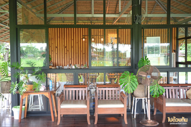 ร้านกาแฟปัว, คาเฟ่ปัว, slow na cafe ปัว, slow na cafe จิบกาแฟรสดี บรรยากาศริมทุ่ง