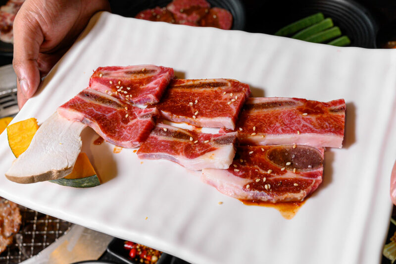 top 10+ restaurants for late night food in bangkok (2024 update)