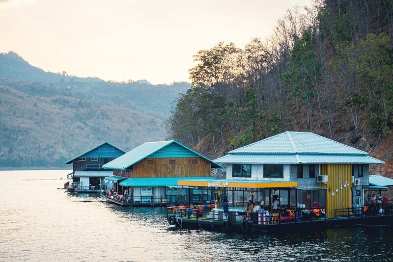 กาญจนบุรี, จองที่พักแพเมืองกาญ, ที่พัก, ที่พักเขื่อนศรีนครินทร์ 2567, ที่พักเมืองกาญ, ที่พักแพเขื่อนศรี 2024, ที่พักแพเขื่อนศรี 2567, ที่พักแพเขื่อนศรีนครินทร์ 2567, ที่เที่ยว, บ้านพักล่องแพ วินเทจ, รักษ์น้ำ รีสอร์ท, รายาบุรี รีสอร์ท, สกายเลควิวรีสอร์ท, สยามซิลเวอร์เลค รีสอร์ท, เขื่อนศรีนครินทร์, เดอะธาราเคปรีสอร์ท, เมืองกาญ, เลค เฮฟเว่น รีสอร์ท, แพที่พักกลางน้ำ, แพนันทนา, แพเขื่อนศรีนครินทร์, แพเขื่อนศรีนครินทร์ 2024, แพเขื่อนศรีนครินทร์ 2567, แพเมืองกาญ 2024, แพเมืองกาญ 2567, top 10+ ที่พัก แพเขื่อนศรีนครินทร์ [กรกฎาคม 2024] กาญจนบุรี บรรยากาศดี เล่นน้ำได้
