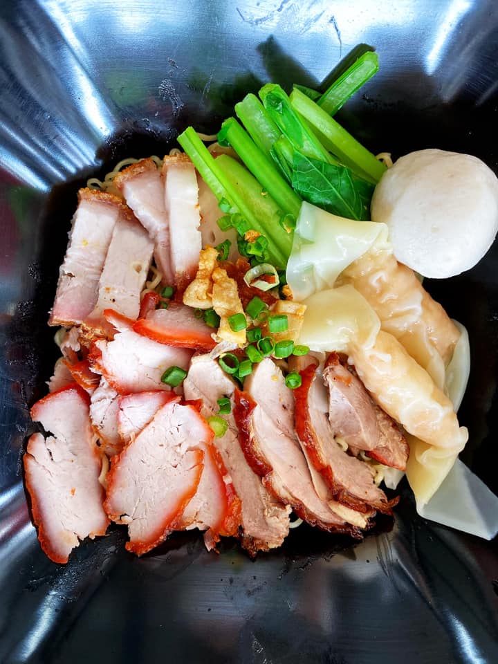 รวมร้านอาหารใกล้สนามบินหาดใหญ่ สงขลา ร้านอร่อยน่ากินเติมพลังให้เต็มอิ่มก่อนขึ้นเครื่อง!