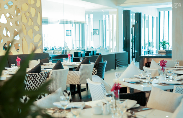 บุฟเฟ่ต์โรงแรมระยอง : รวม 4 บุฟเฟ่ต์โรงแรมระยองต้องตามมาลองถึงจะรู้, Tapestry Restaurant, โรงแรมคลาสสิค คามิโอ , ห้องอาหาร C-Salt Cafe' , Rayong Marriott Resort and Spa,  The Brasserie Global Dining, Holiday Inn &amp; Suites Rayong City Centre, California Steak, โรงแรม คามิโอ เฮ้าส์ ระยอง