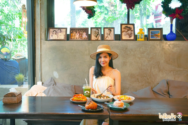 ร้านกาแฟตาก, ร้านอาหารตาก, คาเฟ่ตาก, เถียงนา คอฟฟี่ แอนด์เบเกอรี่ฟาร์ม, เถียงนา คอฟฟี่ ร้านอาหารบ้านไม้สไตล์วินเทจ