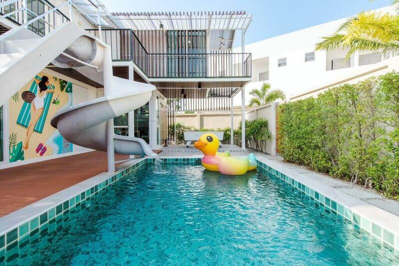 พูลวิลล่า pool lay stay x4 poolvilla pattaya สุดหรูในพัทยา