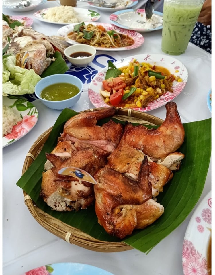 คาเฟ่พิจิตร วิวสวยได้สัมผัสธรรมชาติแบบเต็มปอด