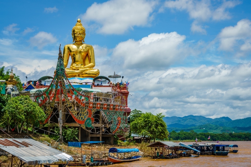 akha farmville, choui fong, singha park, กาดเจียงฮายรำลึก, ขุนน้ำนางนอน, คอฟฟี่ฮิลล์, จุดชมวิวดอยช้างมูบ, ช่องเขาขาด, ฐานปฏิบัติการดอยช้างมูบ, ดอยผาตั้ง, ดอยผาหมี, ดอยแม่สลอง, ตลาดแม่สาย, ตุงหลวงเฉลิมพระเกียรติ, ถนนคนเดินเชียงราย, ถ้ำหลวง ขุนน้ำนางนอน, ที่เที่ยวเชียงราย, ที่เที่ยวเชียงราย 2023, ที่เที่ยวเชียงราย 2566, ที่เที่ยวเชียงราย ธรรมชาติ, ที่เที่ยวเชียงราย ในเมือง, ที่เที่ยวเชียงรายใกล้ฉัน, ผาฮี้, พระธาตุดอยแม่ย่าม่อน, พระอุโบสถสีน้ำเงิน, พระโพธิสัตว์กวนอิมใหญ่ที่สุดในไทย, พิพิธภัณฑ์บ้านดำ, ฟาร์มแกะ ดอยช้าง, ภูชี้ดาว, ภูชี้ฟ้า, วัดป่าญะ, วัดพระธาตุดอยตุง, วัดพระธาตุแม่ย่าม่อน, วัดร่องขุ่น, วัดร่องเสือเต้น, วัดห้วยปลากั้ง, สวนคุณปู่ life museum, สวนคุณปู่ เชียงราย, สะพานไม้ไผ่ไร่ผาฮี้, สามเหลี่ยมทองคำ, สิงห์ปาร์ค, หมู่บ้านกะเหรี่ยงคอยาว, หมู่บ้านชาวเขากะเหรี่ยงคอยาว, หมู่บ้านสันติคีรี, อนุสาวรีย์พ่อขุนเม็งรายมหาราช, อาข่า ฟาร์ม, เชียงราย, เชียงราย 2023, เชียงราย 2566, เชียงรายไนท์บาซาร์, เที่ยวเชียงราย, โชคธรรมเจดีย์ 9 ชั้น, ไร่ชาฉุยฟง, ไฮเดรนเยีย ดอยแม่มอญ, ไฮเดรนเยียซัง, top 25+ ที่เที่ยวเชียงราย [กรกฎาคม 2024] ไหว้พระ ชมธรรมชาติ สัมผัสวิถีชีวิตชาวเขา ที่ดินแดนเหนือสุดประเทศไทย