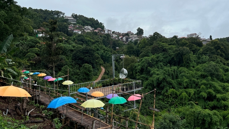 akha farmville, choui fong, singha park, กาดเจียงฮายรำลึก, ขุนน้ำนางนอน, คอฟฟี่ฮิลล์, จุดชมวิวดอยช้างมูบ, ช่องเขาขาด, ฐานปฏิบัติการดอยช้างมูบ, ดอยผาตั้ง, ดอยผาหมี, ดอยแม่สลอง, ตลาดแม่สาย, ตุงหลวงเฉลิมพระเกียรติ, ถนนคนเดินเชียงราย, ถ้ำหลวง ขุนน้ำนางนอน, ที่เที่ยวเชียงราย, ที่เที่ยวเชียงราย 2023, ที่เที่ยวเชียงราย 2566, ที่เที่ยวเชียงราย ธรรมชาติ, ที่เที่ยวเชียงราย ในเมือง, ที่เที่ยวเชียงรายใกล้ฉัน, ผาฮี้, พระธาตุดอยแม่ย่าม่อน, พระอุโบสถสีน้ำเงิน, พระโพธิสัตว์กวนอิมใหญ่ที่สุดในไทย, พิพิธภัณฑ์บ้านดำ, ฟาร์มแกะ ดอยช้าง, ภูชี้ดาว, ภูชี้ฟ้า, วัดป่าญะ, วัดพระธาตุดอยตุง, วัดพระธาตุแม่ย่าม่อน, วัดร่องขุ่น, วัดร่องเสือเต้น, วัดห้วยปลากั้ง, สวนคุณปู่ life museum, สวนคุณปู่ เชียงราย, สะพานไม้ไผ่ไร่ผาฮี้, สามเหลี่ยมทองคำ, สิงห์ปาร์ค, หมู่บ้านกะเหรี่ยงคอยาว, หมู่บ้านชาวเขากะเหรี่ยงคอยาว, หมู่บ้านสันติคีรี, อนุสาวรีย์พ่อขุนเม็งรายมหาราช, อาข่า ฟาร์ม, เชียงราย, เชียงราย 2023, เชียงราย 2566, เชียงรายไนท์บาซาร์, เที่ยวเชียงราย, โชคธรรมเจดีย์ 9 ชั้น, ไร่ชาฉุยฟง, ไฮเดรนเยีย ดอยแม่มอญ, ไฮเดรนเยียซัง, top 25+ ที่เที่ยวเชียงราย [กรกฎาคม 2024] ไหว้พระ ชมธรรมชาติ สัมผัสวิถีชีวิตชาวเขา ที่ดินแดนเหนือสุดประเทศไทย