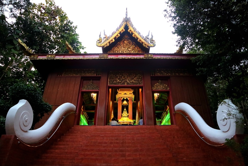 akha farmville, choui fong, singha park, กาดเจียงฮายรำลึก, ขุนน้ำนางนอน, คอฟฟี่ฮิลล์, จุดชมวิวดอยช้างมูบ, ช่องเขาขาด, ฐานปฏิบัติการดอยช้างมูบ, ดอยผาตั้ง, ดอยผาหมี, ดอยแม่สลอง, ตลาดแม่สาย, ตุงหลวงเฉลิมพระเกียรติ, ถนนคนเดินเชียงราย, ถ้ำหลวง ขุนน้ำนางนอน, ที่เที่ยวเชียงราย, ที่เที่ยวเชียงราย 2023, ที่เที่ยวเชียงราย 2566, ที่เที่ยวเชียงราย ธรรมชาติ, ที่เที่ยวเชียงราย ในเมือง, ที่เที่ยวเชียงรายใกล้ฉัน, ผาฮี้, พระธาตุดอยแม่ย่าม่อน, พระอุโบสถสีน้ำเงิน, พระโพธิสัตว์กวนอิมใหญ่ที่สุดในไทย, พิพิธภัณฑ์บ้านดำ, ฟาร์มแกะ ดอยช้าง, ภูชี้ดาว, ภูชี้ฟ้า, วัดป่าญะ, วัดพระธาตุดอยตุง, วัดพระธาตุแม่ย่าม่อน, วัดร่องขุ่น, วัดร่องเสือเต้น, วัดห้วยปลากั้ง, สวนคุณปู่ life museum, สวนคุณปู่ เชียงราย, สะพานไม้ไผ่ไร่ผาฮี้, สามเหลี่ยมทองคำ, สิงห์ปาร์ค, หมู่บ้านกะเหรี่ยงคอยาว, หมู่บ้านชาวเขากะเหรี่ยงคอยาว, หมู่บ้านสันติคีรี, อนุสาวรีย์พ่อขุนเม็งรายมหาราช, อาข่า ฟาร์ม, เชียงราย, เชียงราย 2023, เชียงราย 2566, เชียงรายไนท์บาซาร์, เที่ยวเชียงราย, โชคธรรมเจดีย์ 9 ชั้น, ไร่ชาฉุยฟง, ไฮเดรนเยีย ดอยแม่มอญ, ไฮเดรนเยียซัง, top 25+ ที่เที่ยวเชียงราย [กรกฎาคม 2024] ไหว้พระ ชมธรรมชาติ สัมผัสวิถีชีวิตชาวเขา ที่ดินแดนเหนือสุดประเทศไทย