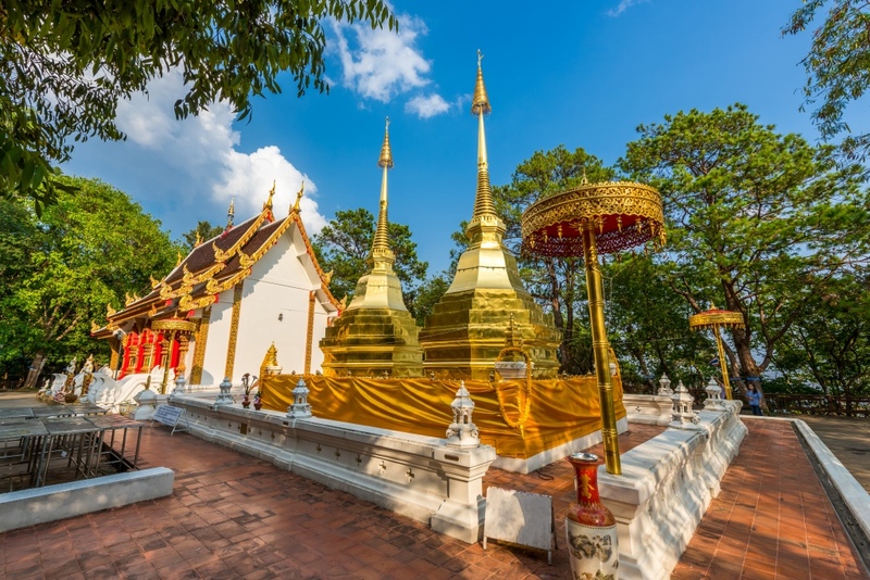 akha farmville, choui fong, singha park, กาดเจียงฮายรำลึก, ขุนน้ำนางนอน, คอฟฟี่ฮิลล์, จุดชมวิวดอยช้างมูบ, ช่องเขาขาด, ฐานปฏิบัติการดอยช้างมูบ, ดอยผาตั้ง, ดอยผาหมี, ดอยแม่สลอง, ตลาดแม่สาย, ตุงหลวงเฉลิมพระเกียรติ, ถนนคนเดินเชียงราย, ถ้ำหลวง ขุนน้ำนางนอน, ที่เที่ยวเชียงราย, ที่เที่ยวเชียงราย 2023, ที่เที่ยวเชียงราย 2566, ที่เที่ยวเชียงราย ธรรมชาติ, ที่เที่ยวเชียงราย ในเมือง, ที่เที่ยวเชียงรายใกล้ฉัน, ผาฮี้, พระธาตุดอยแม่ย่าม่อน, พระอุโบสถสีน้ำเงิน, พระโพธิสัตว์กวนอิมใหญ่ที่สุดในไทย, พิพิธภัณฑ์บ้านดำ, ฟาร์มแกะ ดอยช้าง, ภูชี้ดาว, ภูชี้ฟ้า, วัดป่าญะ, วัดพระธาตุดอยตุง, วัดพระธาตุแม่ย่าม่อน, วัดร่องขุ่น, วัดร่องเสือเต้น, วัดห้วยปลากั้ง, สวนคุณปู่ life museum, สวนคุณปู่ เชียงราย, สะพานไม้ไผ่ไร่ผาฮี้, สามเหลี่ยมทองคำ, สิงห์ปาร์ค, หมู่บ้านกะเหรี่ยงคอยาว, หมู่บ้านชาวเขากะเหรี่ยงคอยาว, หมู่บ้านสันติคีรี, อนุสาวรีย์พ่อขุนเม็งรายมหาราช, อาข่า ฟาร์ม, เชียงราย, เชียงราย 2023, เชียงราย 2566, เชียงรายไนท์บาซาร์, เที่ยวเชียงราย, โชคธรรมเจดีย์ 9 ชั้น, ไร่ชาฉุยฟง, ไฮเดรนเยีย ดอยแม่มอญ, ไฮเดรนเยียซัง, top 25+ ที่เที่ยวเชียงราย [กรกฎาคม 2024] ไหว้พระ ชมธรรมชาติ สัมผัสวิถีชีวิตชาวเขา ที่ดินแดนเหนือสุดประเทศไทย