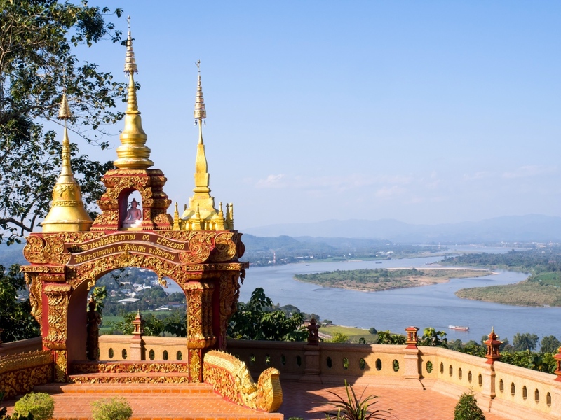 akha farmville, choui fong, singha park, กาดเจียงฮายรำลึก, ขุนน้ำนางนอน, คอฟฟี่ฮิลล์, จุดชมวิวดอยช้างมูบ, ช่องเขาขาด, ฐานปฏิบัติการดอยช้างมูบ, ดอยผาตั้ง, ดอยผาหมี, ดอยแม่สลอง, ตลาดแม่สาย, ตุงหลวงเฉลิมพระเกียรติ, ถนนคนเดินเชียงราย, ถ้ำหลวง ขุนน้ำนางนอน, ที่เที่ยวเชียงราย, ที่เที่ยวเชียงราย 2023, ที่เที่ยวเชียงราย 2566, ที่เที่ยวเชียงราย ธรรมชาติ, ที่เที่ยวเชียงราย ในเมือง, ที่เที่ยวเชียงรายใกล้ฉัน, ผาฮี้, พระธาตุดอยแม่ย่าม่อน, พระอุโบสถสีน้ำเงิน, พระโพธิสัตว์กวนอิมใหญ่ที่สุดในไทย, พิพิธภัณฑ์บ้านดำ, ฟาร์มแกะ ดอยช้าง, ภูชี้ดาว, ภูชี้ฟ้า, วัดป่าญะ, วัดพระธาตุดอยตุง, วัดพระธาตุแม่ย่าม่อน, วัดร่องขุ่น, วัดร่องเสือเต้น, วัดห้วยปลากั้ง, สวนคุณปู่ life museum, สวนคุณปู่ เชียงราย, สะพานไม้ไผ่ไร่ผาฮี้, สามเหลี่ยมทองคำ, สิงห์ปาร์ค, หมู่บ้านกะเหรี่ยงคอยาว, หมู่บ้านชาวเขากะเหรี่ยงคอยาว, หมู่บ้านสันติคีรี, อนุสาวรีย์พ่อขุนเม็งรายมหาราช, อาข่า ฟาร์ม, เชียงราย, เชียงราย 2023, เชียงราย 2566, เชียงรายไนท์บาซาร์, เที่ยวเชียงราย, โชคธรรมเจดีย์ 9 ชั้น, ไร่ชาฉุยฟง, ไฮเดรนเยีย ดอยแม่มอญ, ไฮเดรนเยียซัง, top 25+ ที่เที่ยวเชียงราย [กรกฎาคม 2024] ไหว้พระ ชมธรรมชาติ สัมผัสวิถีชีวิตชาวเขา ที่ดินแดนเหนือสุดประเทศไทย
