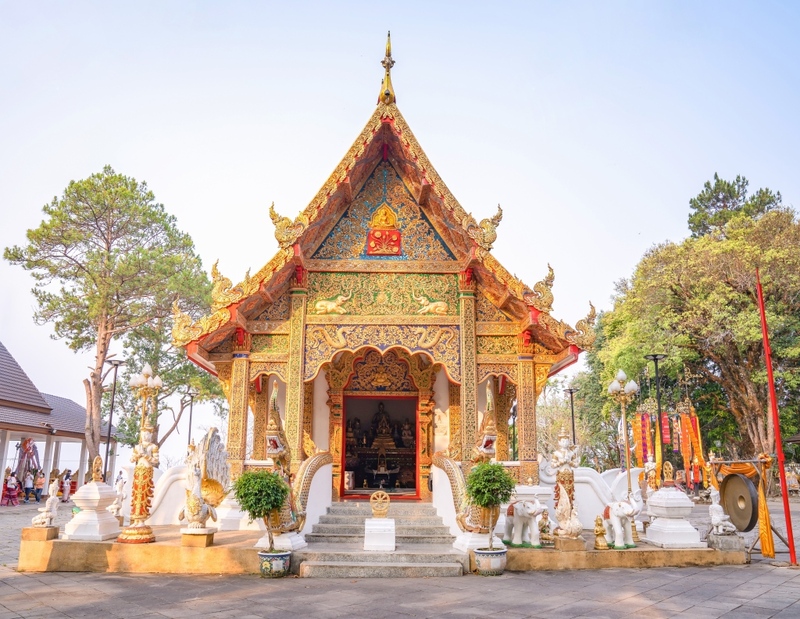 akha farmville, choui fong, singha park, กาดเจียงฮายรำลึก, ขุนน้ำนางนอน, คอฟฟี่ฮิลล์, จุดชมวิวดอยช้างมูบ, ช่องเขาขาด, ฐานปฏิบัติการดอยช้างมูบ, ดอยผาตั้ง, ดอยผาหมี, ดอยแม่สลอง, ตลาดแม่สาย, ตุงหลวงเฉลิมพระเกียรติ, ถนนคนเดินเชียงราย, ถ้ำหลวง ขุนน้ำนางนอน, ที่เที่ยวเชียงราย, ที่เที่ยวเชียงราย 2023, ที่เที่ยวเชียงราย 2566, ที่เที่ยวเชียงราย ธรรมชาติ, ที่เที่ยวเชียงราย ในเมือง, ที่เที่ยวเชียงรายใกล้ฉัน, ผาฮี้, พระธาตุดอยแม่ย่าม่อน, พระอุโบสถสีน้ำเงิน, พระโพธิสัตว์กวนอิมใหญ่ที่สุดในไทย, พิพิธภัณฑ์บ้านดำ, ฟาร์มแกะ ดอยช้าง, ภูชี้ดาว, ภูชี้ฟ้า, วัดป่าญะ, วัดพระธาตุดอยตุง, วัดพระธาตุแม่ย่าม่อน, วัดร่องขุ่น, วัดร่องเสือเต้น, วัดห้วยปลากั้ง, สวนคุณปู่ life museum, สวนคุณปู่ เชียงราย, สะพานไม้ไผ่ไร่ผาฮี้, สามเหลี่ยมทองคำ, สิงห์ปาร์ค, หมู่บ้านกะเหรี่ยงคอยาว, หมู่บ้านชาวเขากะเหรี่ยงคอยาว, หมู่บ้านสันติคีรี, อนุสาวรีย์พ่อขุนเม็งรายมหาราช, อาข่า ฟาร์ม, เชียงราย, เชียงราย 2023, เชียงราย 2566, เชียงรายไนท์บาซาร์, เที่ยวเชียงราย, โชคธรรมเจดีย์ 9 ชั้น, ไร่ชาฉุยฟง, ไฮเดรนเยีย ดอยแม่มอญ, ไฮเดรนเยียซัง, top 25+ ที่เที่ยวเชียงราย [กรกฎาคม 2024] ไหว้พระ ชมธรรมชาติ สัมผัสวิถีชีวิตชาวเขา ที่ดินแดนเหนือสุดประเทศไทย