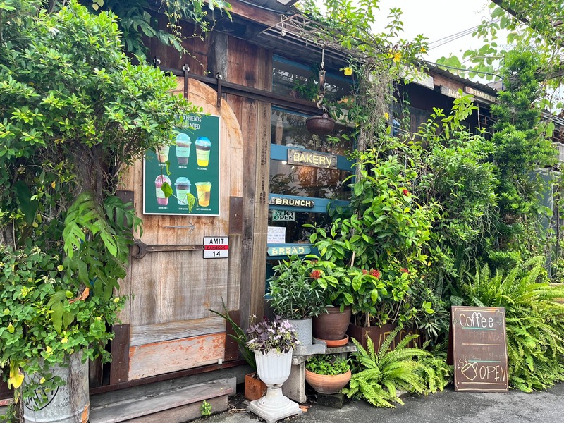 top 16+ คาเฟ่น่านั่งหลากสไตล์ ย่านจรัญสนิทวงศ์ สายคาเฟ่ต้องมา