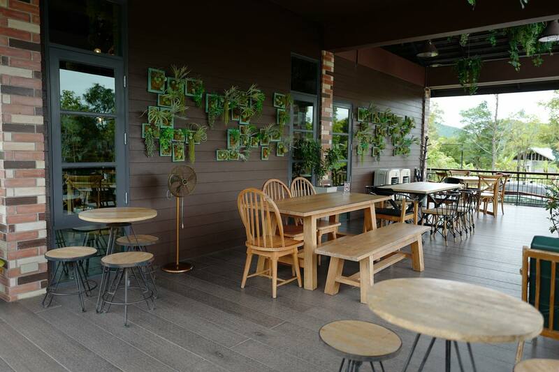 คาเฟ่ จังหวัดเพชรบุรี : รวมคาเฟ่น่านั่ง บรรยากาศดี ไม่ควรพลาด จังหวัดเพชรบุรี!