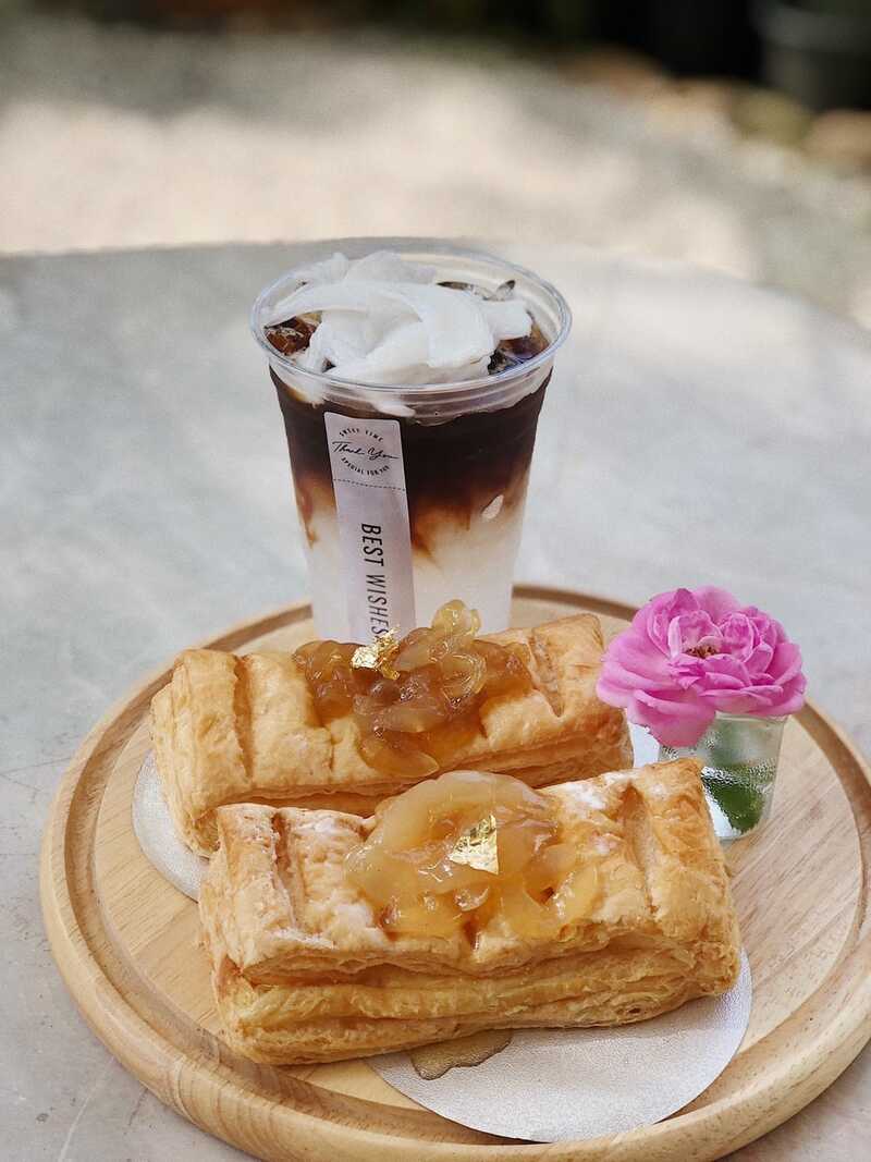 คาเฟ่ จังหวัดเพชรบุรี : รวมคาเฟ่น่านั่ง บรรยากาศดี ไม่ควรพลาด จังหวัดเพชรบุรี!