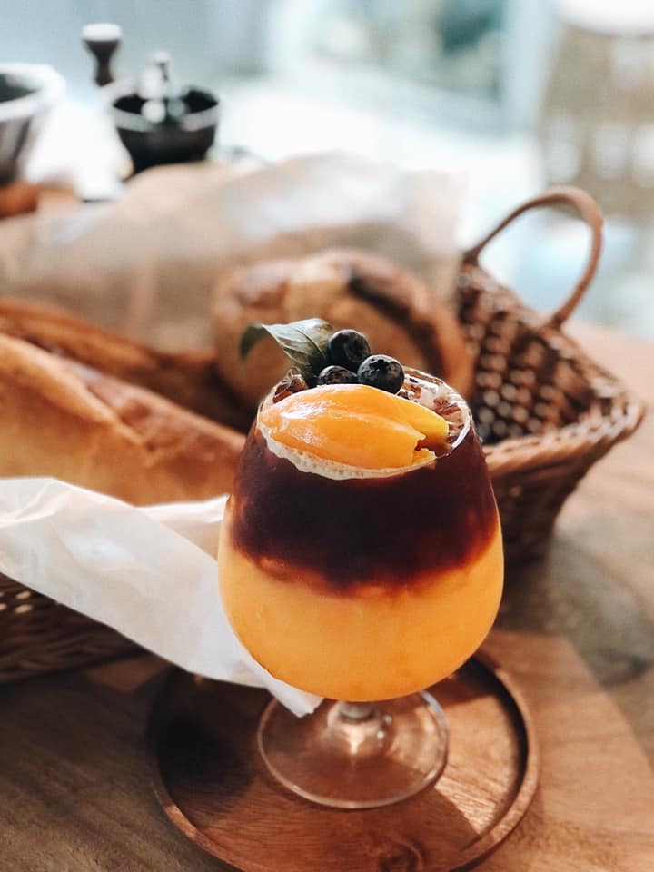 คาเฟ่ จังหวัดเพชรบุรี : รวมคาเฟ่น่านั่ง บรรยากาศดี ไม่ควรพลาด จังหวัดเพชรบุรี!