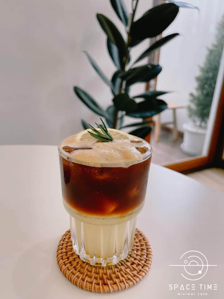 คาเฟ่ จังหวัดเพชรบุรี : รวมคาเฟ่น่านั่ง บรรยากาศดี ไม่ควรพลาด จังหวัดเพชรบุรี!