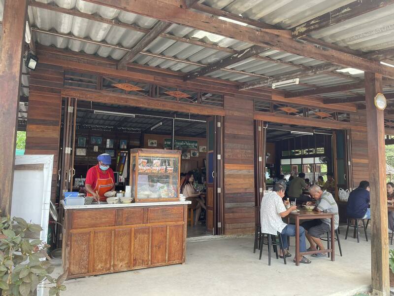 top 21+ ร้านอาหารสุพรรณบุรี ไปเยือนถิ่นเมื่อไหร่เป็นต้องแวะ!