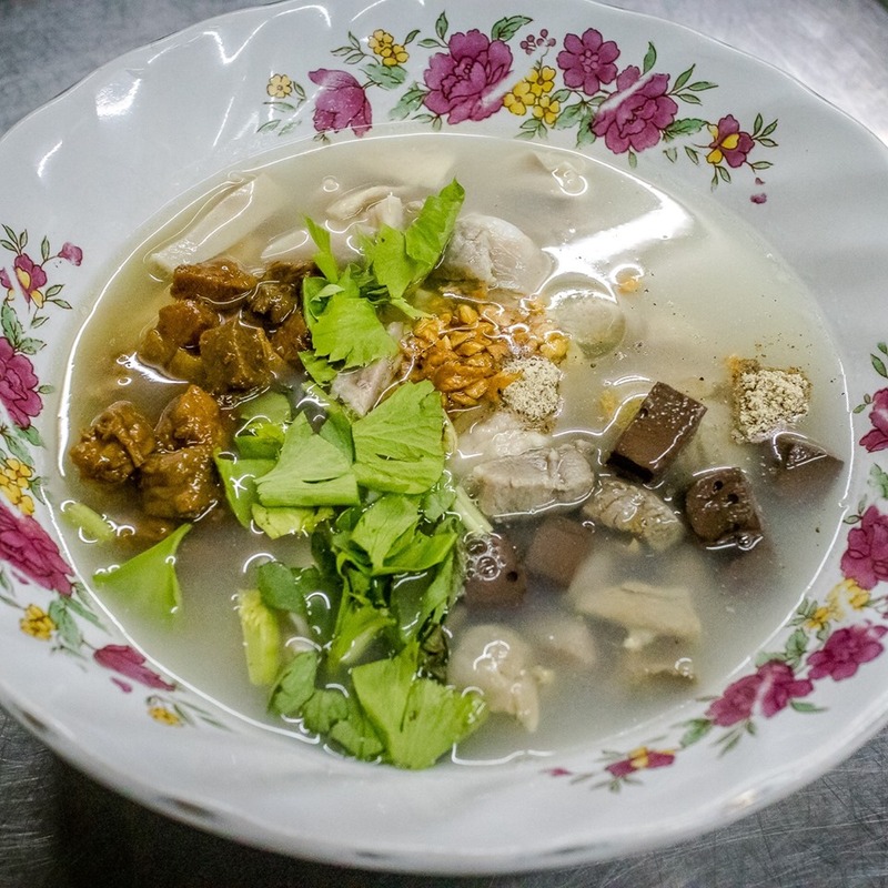 ข้าวต้มเป็ดเจ้าดัง : วันนี้เปลี่ยนมาทานเมนูข้าวต้มเป็ด แต่ละร้านเด็ดมากกก !!