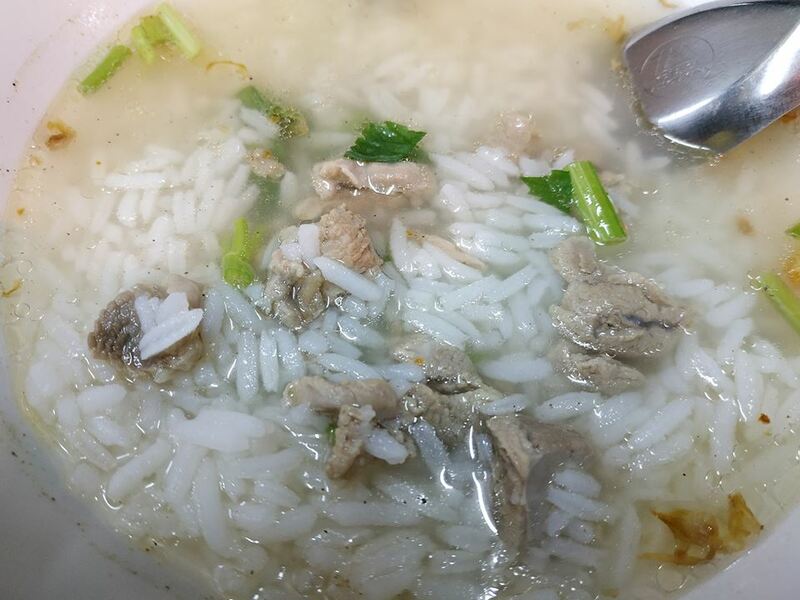 ข้าวต้มเป็ดเจ้าดัง : วันนี้เปลี่ยนมาทานเมนูข้าวต้มเป็ด แต่ละร้านเด็ดมากกก !!