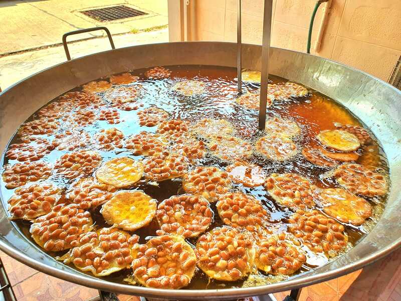 top 13+ ร้านอร่อยห้ามพลาด ราคาไม่เเพง ณ ซอยละลายทรัพย์ @ สีลม กรุงเทพฯ