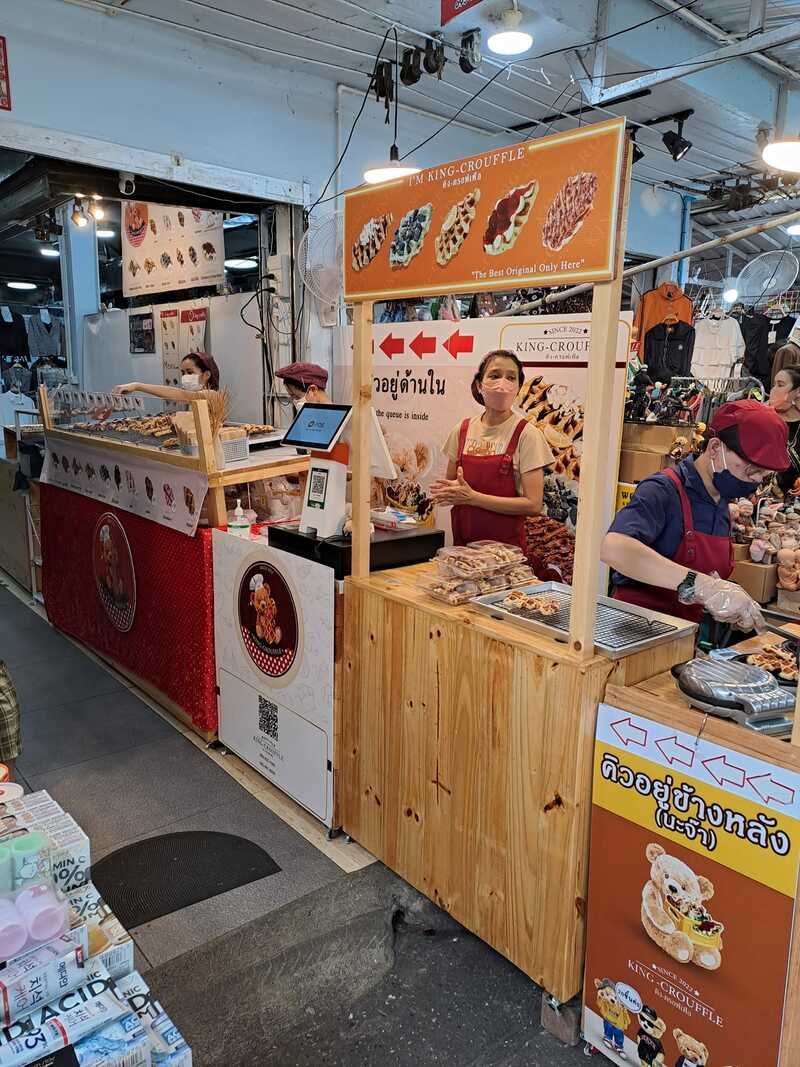top 13+ ร้านอร่อยห้ามพลาด ราคาไม่เเพง ณ ซอยละลายทรัพย์ @ สีลม กรุงเทพฯ