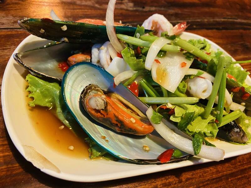 top 14+ ร้านอร่อยตลอดแนวคลองรังสิต-ปทุมธานี พิกัดความอร่อยที่ไม่ควรพลาด!!!