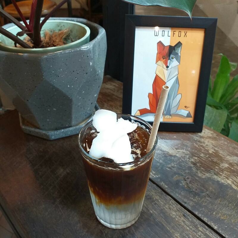 ร้านอาหารสนามหลวง : แนะนำ 15 ร้านอาหารอร่อยใกล้สนามหลวงที่ควรแวะไปลอง