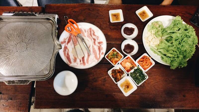 ร้านอาหารสนามหลวง : แนะนำ 15 ร้านอาหารอร่อยใกล้สนามหลวงที่ควรแวะไปลอง