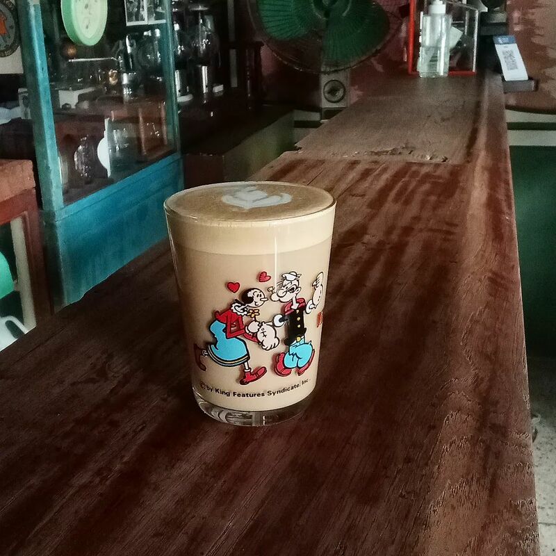 ร้านอาหารสนามหลวง : แนะนำ 15 ร้านอาหารอร่อยใกล้สนามหลวงที่ควรแวะไปลอง