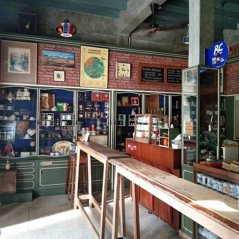 ร้านอาหารสนามหลวง : แนะนำ 15 ร้านอาหารอร่อยใกล้สนามหลวงที่ควรแวะไปลอง