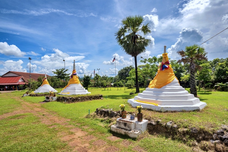 ซาฟารี ปาร์ค, ต้นจามจุรียักษ์, ทางรถไฟสายมรณะ, ที่พัก, ที่เที่ยว, ที่เที่ยวกาญจนบุรี, ที่เที่ยวกาญจนบุรี 2024, ที่เที่ยวกาญจนบุรี 2567, ที่เที่ยวกาญจนบุรี ธรรมชาติ, น้ำตกห้วยแม่ขมิ้น, น้ําตกเอราวัณ, วัดถ้ำเสือ กาญจนบุรี, สวนสัตว์เปิด ซาฟารี ปาร์ค แอนด์ แคมป์, สะพานข้ามแม่น้ำแคว, สะพานมอญ สังขละบุรี, เขาช้างเผือก, เขื่อนศรีนครินทร์, เที่ยวกาญจนบุรี, เที่ยวกาญจนบุรี 2024, เที่ยวกาญจนบุรี 2567, เที่ยวเมืองกาญ, top 30+ ที่เที่ยวกาญจนบุรี [กรกฎาคม 2024] สัมผัสธรรมชาติ ใกล้กรุงเทพฯ