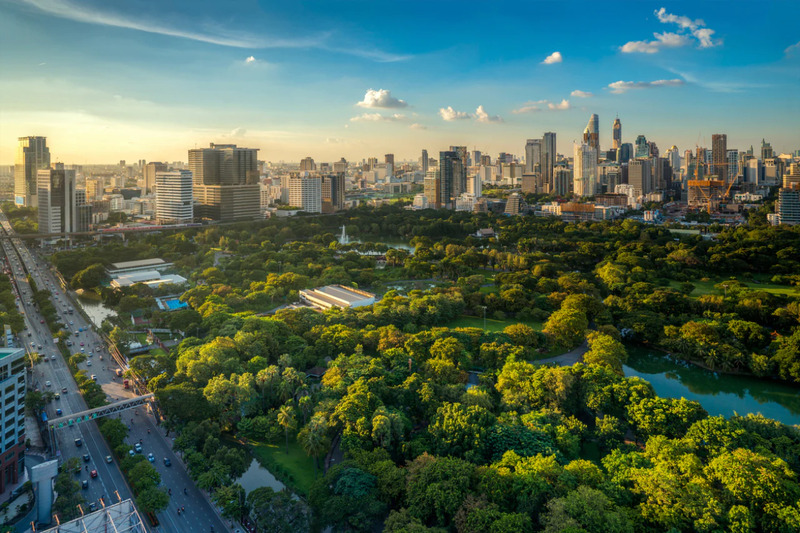 1. Grande Centre Point Ratchadamri, 2. โรงแรม หรรษา, 3. โรงแรมเรเนซองส์ กรุงเทพฯ ราชประสงค์, 4. Anantara Siam Bangkok Hotel, 5. โรงแรมแกรนด์ ไฮแอท เอราวัณ กรุงเทพฯ, 6. โรงแรมดุสิต สวีท ราชดำริ, 7. วอลดอร์ฟ แอสโทเรีย กรุงเทพ, 8. เดอะ เซนต์ รีจิส กรุงเทพฯ, Top 8+ โรงแรม 5 ดาวแถวถนนราชดำริ ทำเลใกล้รถไฟฟ้า!