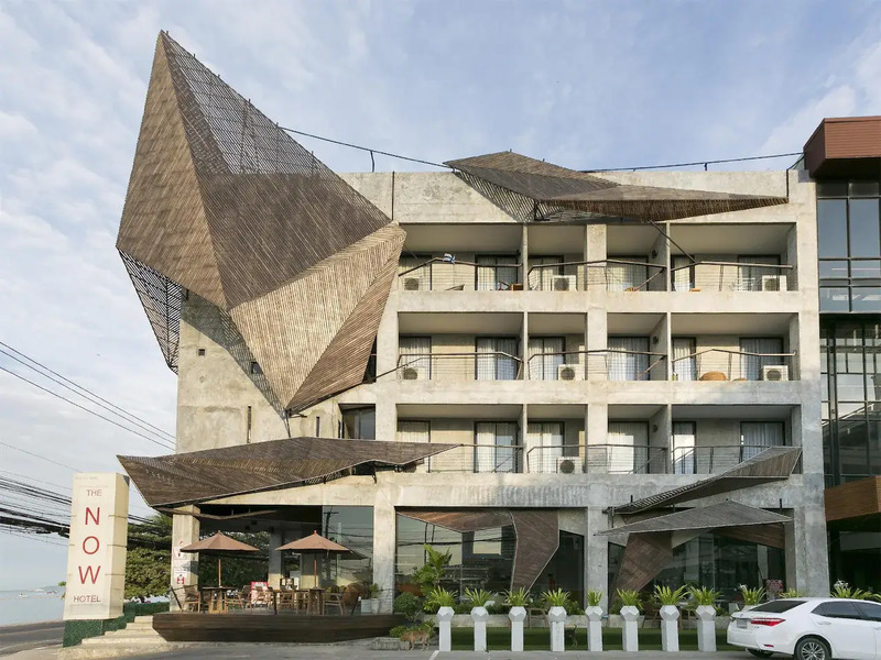 1. เดอะนาว โฮเทล จอมเทียน, 2. Cholchan Pattaya Beach Resort, 3. Zand Morada Pattaya, 4. Pattaya Seaview Hotel, 5. Pattaya Holiday at Veranda Residence, 6. Baywalk Residence Pattaya, 7. พินนาเคิล แกรนด์ จอมเทียน รีสอร์ท แอนด์ บีช คลับ, 8. การ์เดน ซีวิว รีสอร์ท, 9. โรงแรมดี วารี จอมเทียน บีช, 10. Worita Cove, 11. การ์เด้น คลิฟ รีสอร์ท แอนด์ สปา, 12. คราม พัทยา, 13. โรงแรม เมร่า มาเร่ พัทยา, 14. A-One The Royal Cruise Hotel, 15. Way Hotel, มัดรวม! 15 โรงแรมพัทยาติดทะเล ราคาไม่แพง วิวสวย คุ้มค่า