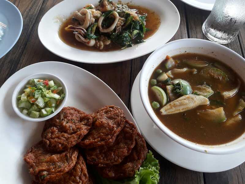 ร้านอาหารทะเล พัทยา : ซีฟู้ดสด ฉ่ำเว่อร์!