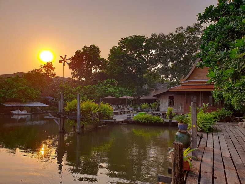 top 10+ ร้านอาหารไทยบ้าน บรรยากาศดี ต้อนรับฤดูฝน ย่านมีนบุรี