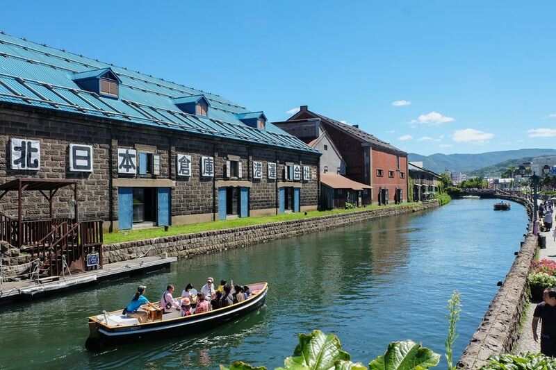 asahiyama zoo, daimaru, hill of the buddha, hokkaido shrine, jigokudani noboribetsu, lake shikotsu, makomonai takino, mt. moiwa, nijo market, nikka, ningle terrance, niseko village ski resort, noren yokocho, otaru, otaru aquarium, sapporo station, sapporo stellar place, snow festival, susukino, tanukikoji, ขนมฮอกไกโด, คลองโอตารุ, จุดชมวิวโมอิวะ, ซัปโปโร, ซูซูกิโนะ, ตลาดนิโจ, ทะเลสาปชิโกสึ, ทานูกิโคจิ, นิเซโกะ สกีรีสอร์ท, พิพิธภัณฑ์สัตว์น้ำโอตารุ, ภูเขาโมอิวะ, ย่านซูซูกิโนะ, ลานสกีฮอกไกโด, ศาลเจ้าฮอกไกโด, สถานีรถไฟซัปโปโร, สวนสัตว์อาซาฮิยามะ, หมู่บ้านเทพนิยาย, หุบเขานรก, ฮอกไกโด 2024, ฮอกไกโด 2567, เที่ยวฮอกไกโด 2024, เที่ยวฮอกไกโด 2567, เนินเขาแห่งพระพุทธเจ้า, เเล่นสกีฮอกไกโด, แลนด์มาร์ฮอกไกโด, โมอาย ฮอกไกโด, top 15+ ที่เที่ยวฮอกไกโด 2024 เก็บทุกจุดแลนด์มาร์ค บรรยากาศฟินๆ