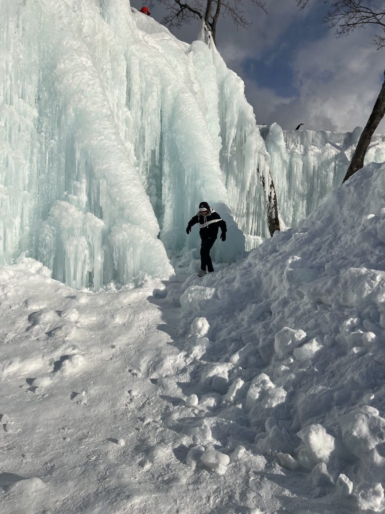asahiyama zoo, daimaru, hill of the buddha, hokkaido shrine, jigokudani noboribetsu, lake shikotsu, makomonai takino, mt. moiwa, nijo market, nikka, ningle terrance, niseko village ski resort, noren yokocho, otaru, otaru aquarium, sapporo station, sapporo stellar place, snow festival, susukino, tanukikoji, ขนมฮอกไกโด, คลองโอตารุ, จุดชมวิวโมอิวะ, ซัปโปโร, ซูซูกิโนะ, ตลาดนิโจ, ทะเลสาปชิโกสึ, ทานูกิโคจิ, นิเซโกะ สกีรีสอร์ท, พิพิธภัณฑ์สัตว์น้ำโอตารุ, ภูเขาโมอิวะ, ย่านซูซูกิโนะ, ลานสกีฮอกไกโด, ศาลเจ้าฮอกไกโด, สถานีรถไฟซัปโปโร, สวนสัตว์อาซาฮิยามะ, หมู่บ้านเทพนิยาย, หุบเขานรก, ฮอกไกโด 2024, ฮอกไกโด 2567, เที่ยวฮอกไกโด 2024, เที่ยวฮอกไกโด 2567, เนินเขาแห่งพระพุทธเจ้า, เเล่นสกีฮอกไกโด, แลนด์มาร์ฮอกไกโด, โมอาย ฮอกไกโด, top 15+ ที่เที่ยวฮอกไกโด 2024 เก็บทุกจุดแลนด์มาร์ค บรรยากาศฟินๆ