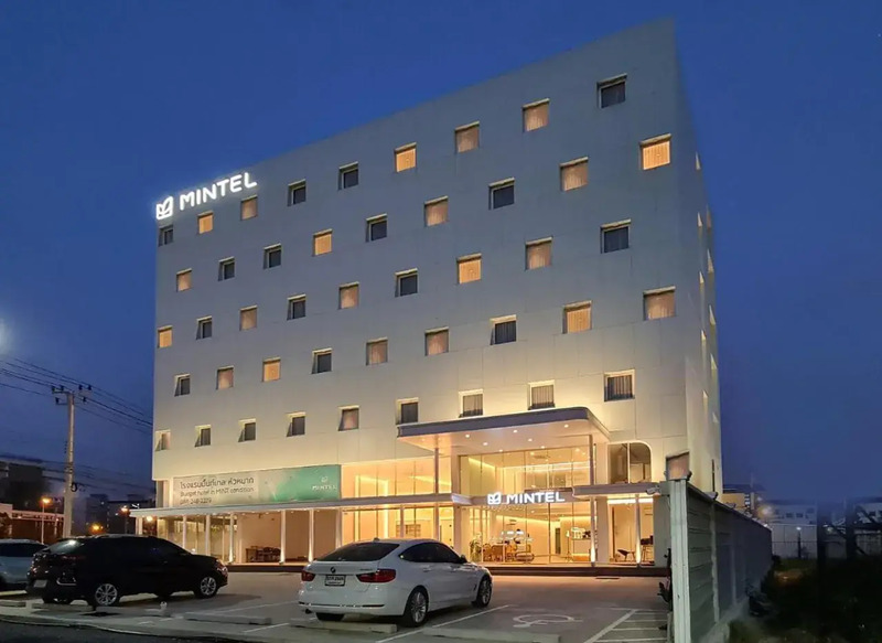 1. Mintel หัวหมาก, 2. Onyx Hotel Bangkok, 3. Zircon Hotel, 4. The Home Hotel, 5. โรงแรม รีเจนท์ รามคำแหง 22, 6. แอท โฮม เรสซิเดนซ์, 7. สลิลโฮม@รามคำแหง (Salin Home Hotel), 8. Baan Thai Boutique โรงแรมบ้านไทยบูทีค, 9. โรงแรม ลิโวเทล หัวหมาก 20 – รามคำแหง 32, 10. B2 Bangkok Srinakharin, Top 10+ โรงแรมแถวรามคําแหง-หัวหมาก ราคาถูก งบหลักร้อย!