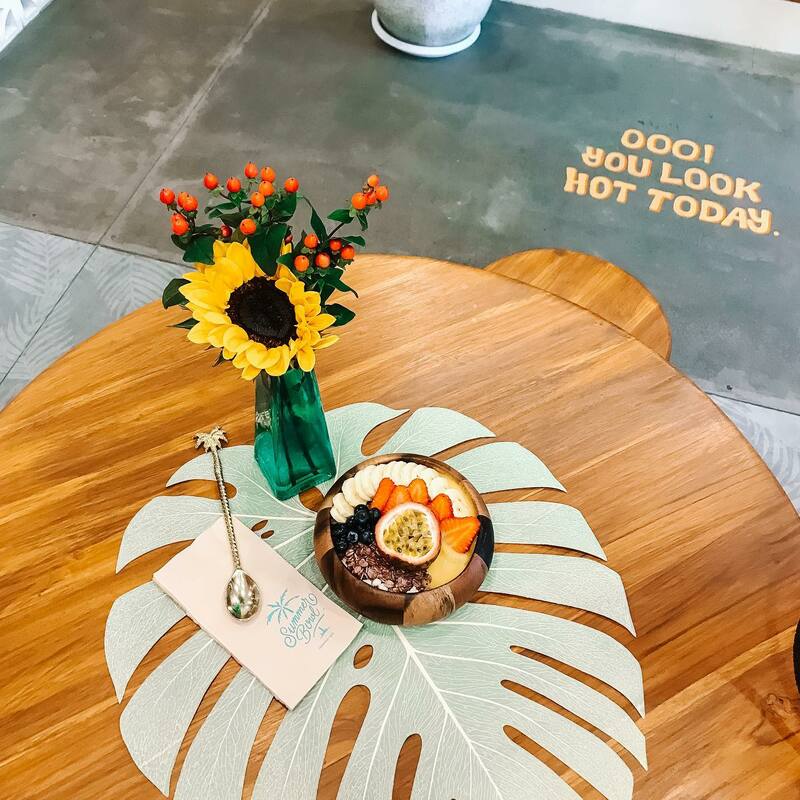top 10+ ร้านขนมพรีเมียม คาเฟ่ของคนรักขนมหวาน ขนมไทย ย่านทองหล่อ-เอกมัย