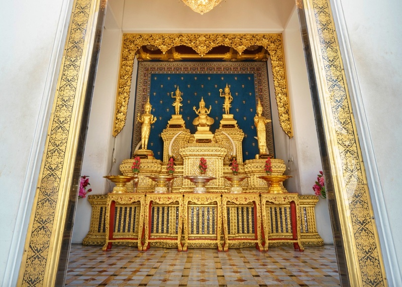 วัดกัลยาณมิตร, วัดกัลยาณมิตรวรมหาวิหาร, วัดชนะสงคราม, วัดชนะสงครามราชวรมหาวิหาร, วัดพระศรีรัตนศาสดาราม, วัดพระเชตุพลวิมลมังคลาราม, วัดพระแก้ว, วัดระฆัง, วัดระฆังโฆสิตาราม, วัดสุทัศนเทพวราราม, วัดสุทัศน์, วัดอรุณ, วัดอรุณราชวราราม, วัดแจ้ง, วัดโพธิ์, ศาลหลักเมืองกรุงเทพ, ศาลหลักเมืองกรุงเทพมหานคร, ศาลเจ้าพ่อเสือ, ศาลเจ้าพ่อเสือ เสาชิงช้า, หลวงพ่อปู่, หลวงพ่อยิ้มรับฟ้า, หลวงพ่อโต, ไหว้ พระ 9 วัด กรุงเทพ, ไหว้พระ 9 วัด กทม, ไหว้พระ 9 วัด กรุงเทพ, ไหว้พระ 9 วัด กรุงเทพ 2021, ไหว้พระ 9 วัด กรุงเทพ 2022, ไหว้พระ 9 วัด กรุงเทพ 2023, ไหว้พระ 9 วัด กรุงเทพ 2024, ไหว้พระ 9 วัด กรุงเทพ 2564, ไหว้พระ 9 วัด กรุงเทพ 2565, ไหว้พระ 9 วัด กรุงเทพ 2566, ไหว้พระ 9 วัด กรุงเทพ 2567, ไหว้พระ กรุงเทพ 2024, ไหว้พระ กรุงเทพ 2567, ไหว้พระในกรุงเทพ, ไหว้พระในกรุงเทพ 2021, ไหว้พระในกรุงเทพ 2022, ไหว้พระในกรุงเทพ 2564, ไหว้พระในกรุงเทพ 2565, ไหว้พระ 9 วัด ในกรุงเทพฯ 2024 สะสมแต้มบุญ เสริมความปังให้ชีวิต