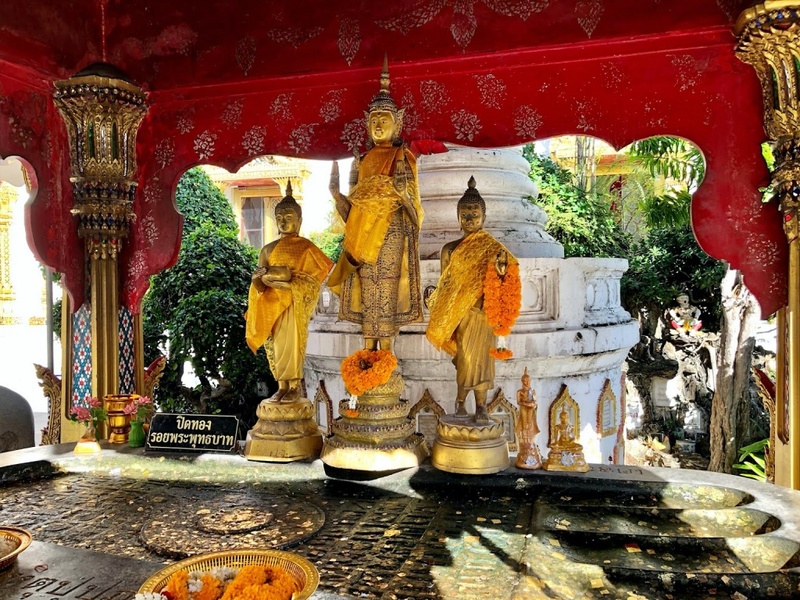 วัดกัลยาณมิตร, วัดกัลยาณมิตรวรมหาวิหาร, วัดชนะสงคราม, วัดชนะสงครามราชวรมหาวิหาร, วัดพระศรีรัตนศาสดาราม, วัดพระเชตุพลวิมลมังคลาราม, วัดพระแก้ว, วัดระฆัง, วัดระฆังโฆสิตาราม, วัดสุทัศนเทพวราราม, วัดสุทัศน์, วัดอรุณ, วัดอรุณราชวราราม, วัดแจ้ง, วัดโพธิ์, ศาลหลักเมืองกรุงเทพ, ศาลหลักเมืองกรุงเทพมหานคร, ศาลเจ้าพ่อเสือ, ศาลเจ้าพ่อเสือ เสาชิงช้า, หลวงพ่อปู่, หลวงพ่อยิ้มรับฟ้า, หลวงพ่อโต, ไหว้ พระ 9 วัด กรุงเทพ, ไหว้พระ 9 วัด กทม, ไหว้พระ 9 วัด กรุงเทพ, ไหว้พระ 9 วัด กรุงเทพ 2021, ไหว้พระ 9 วัด กรุงเทพ 2022, ไหว้พระ 9 วัด กรุงเทพ 2023, ไหว้พระ 9 วัด กรุงเทพ 2024, ไหว้พระ 9 วัด กรุงเทพ 2564, ไหว้พระ 9 วัด กรุงเทพ 2565, ไหว้พระ 9 วัด กรุงเทพ 2566, ไหว้พระ 9 วัด กรุงเทพ 2567, ไหว้พระ กรุงเทพ 2024, ไหว้พระ กรุงเทพ 2567, ไหว้พระในกรุงเทพ, ไหว้พระในกรุงเทพ 2021, ไหว้พระในกรุงเทพ 2022, ไหว้พระในกรุงเทพ 2564, ไหว้พระในกรุงเทพ 2565, ไหว้พระ 9 วัด ในกรุงเทพฯ 2024 สะสมแต้มบุญ เสริมความปังให้ชีวิต