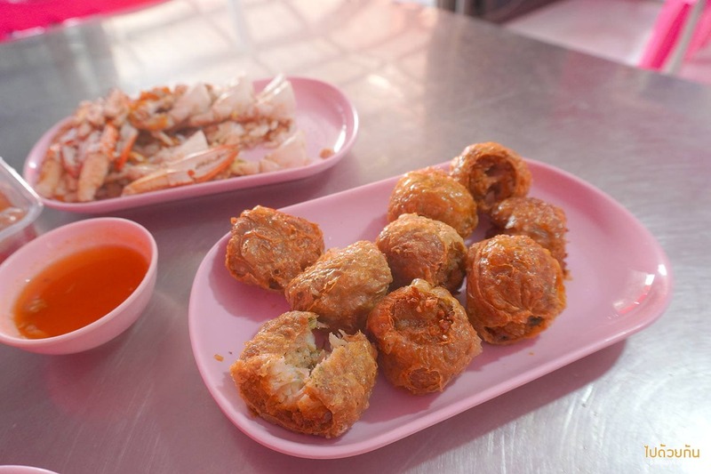 ร้านอาหารศรีราชา, ศรีราชา, ศรีรัตน์ ปูต้ม, ศรีรัตน์ ปูต้ม ร้านอร่อยศรีราชา กินปูเนื้อเด้ง หอยจ๊อปูไส้แน่น