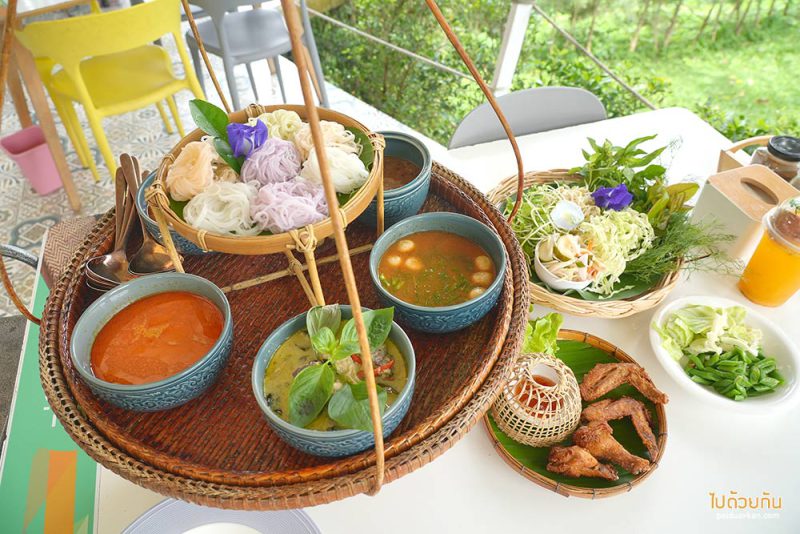 ขนมจีนเส้นสี &nbsp;ยืนหนึ่ง ร้านขนมจีนเขาค้อ รสชาติอร่อย