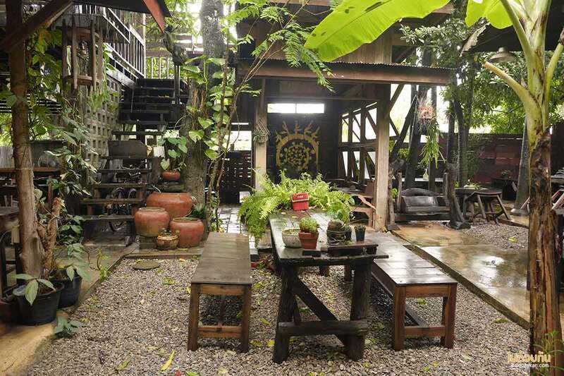 บ้านเบ้ววว slope coffee, บ้านเบ้ววว slope coffee คาเฟ่แพร่สุดชิคในบ้านไม้เก่า สไตล์วินเทจ ถ่ายรูปสวย