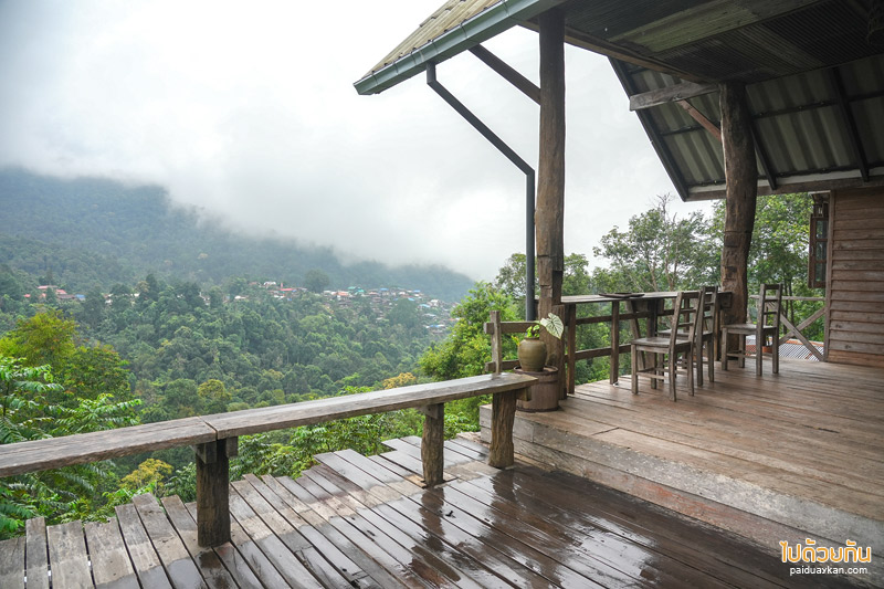 ดอยสกาด, ร้านกาแฟดอยสกาด, คาเฟ่ดอยสกาด, บ้านจักษ์กะพัฒน์, บ้านจักษ์กะพัฒน์ ร้านกาแฟดอยสกาด มองเห็นวิวทั้งหมู่บ้าน